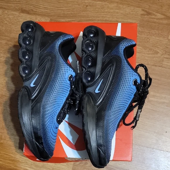 Nike Air MAX size 3.5 - Picture 4 of 5